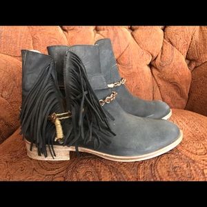 Matisse Black Leather Booties